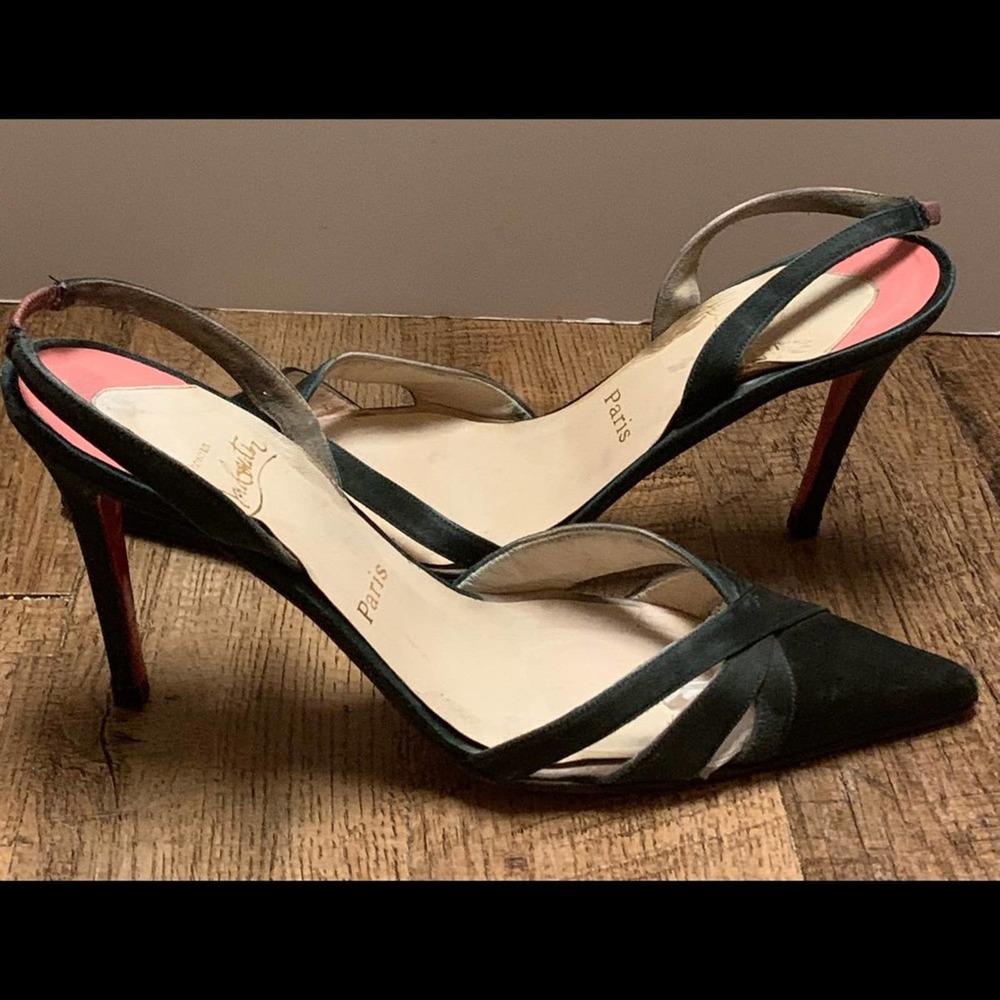 CHRISTIAN LOUBOUTIN Black CREPE SATIN  4” STILETTOS 40 1/2 - Picture 15 of 16